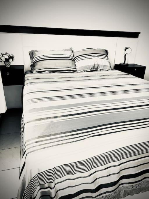 Stayhere! Fique Aqui! Apartamento 2/4 Mobiliado No Costa Azul :-) Σαλβαντόρ Εξωτερικό φωτογραφία